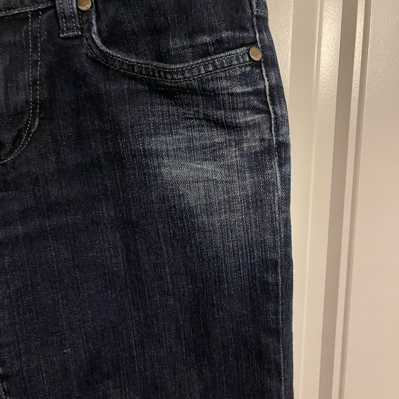 Joe’s Jeans Vincent Wash Women 27 with leather accent on mirror pocket dark wash - Picture 4 of 12